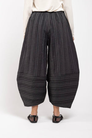 Pantalon Rusudan dos