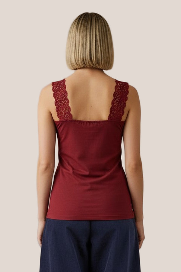 Débardeur Elira jersey de coton bordeaux La Sélection Stocks du Marais, vue de dos, encolure droite et bretelles larges en dentelle