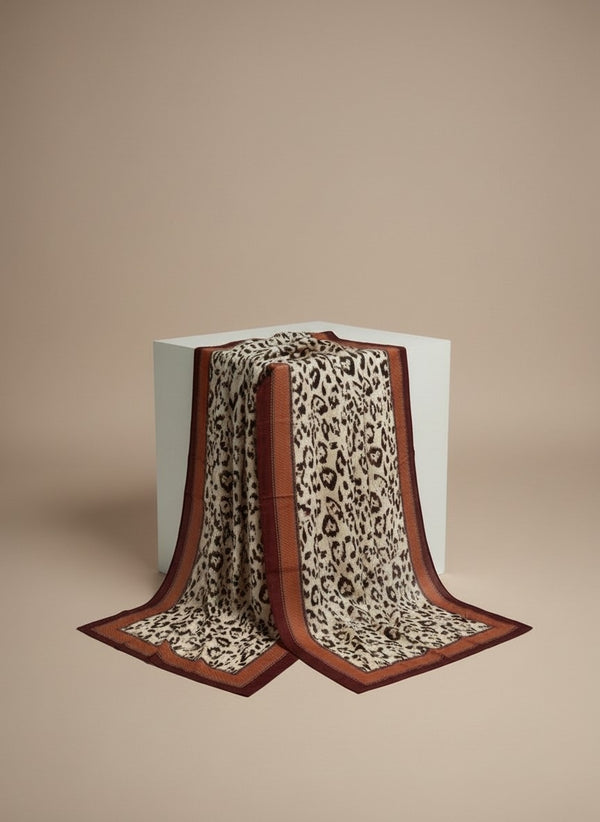 Foulard Nilesh Panthère — foulard femme imprimé panthère (vue 4)