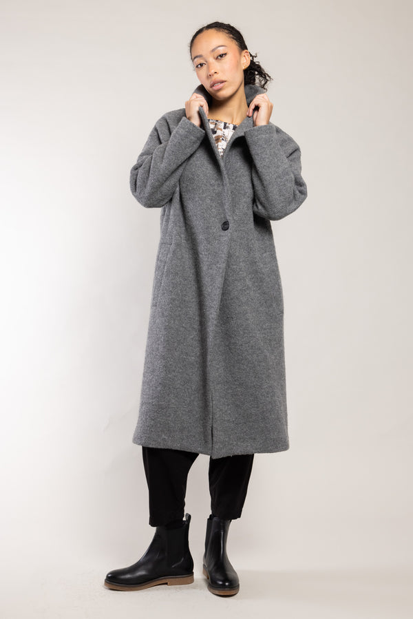 Manteau Narva laine bouclette granit Elemente Clemente, silhouette complète col relevé