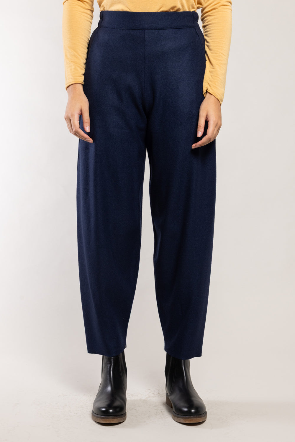 Pantalon Sipa laine écoresponsable saphir Elemente Clemente, coupe boule vue de face