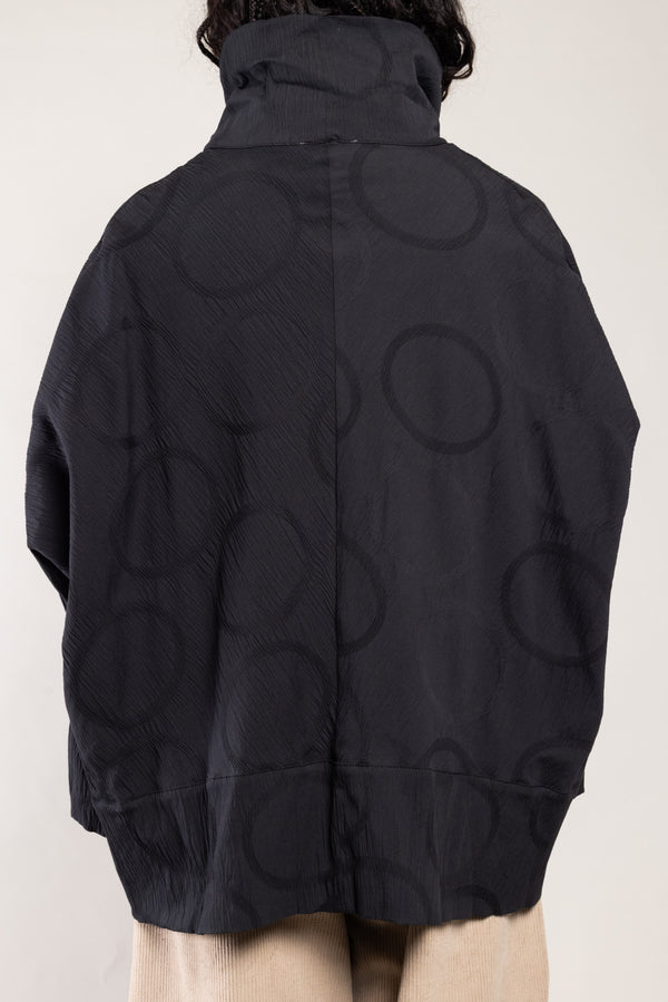 Veste Noby plissé dots noire a.osher, vue de dos motif de ronds ton sur ton