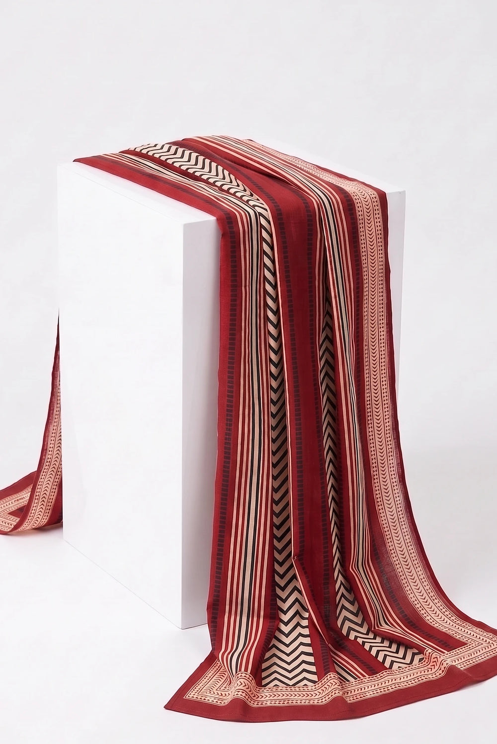 Foulard Nilesh Frise Rouge